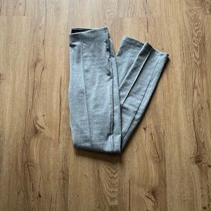 Super cute and fancy pants, perfect for work or anything fancy!